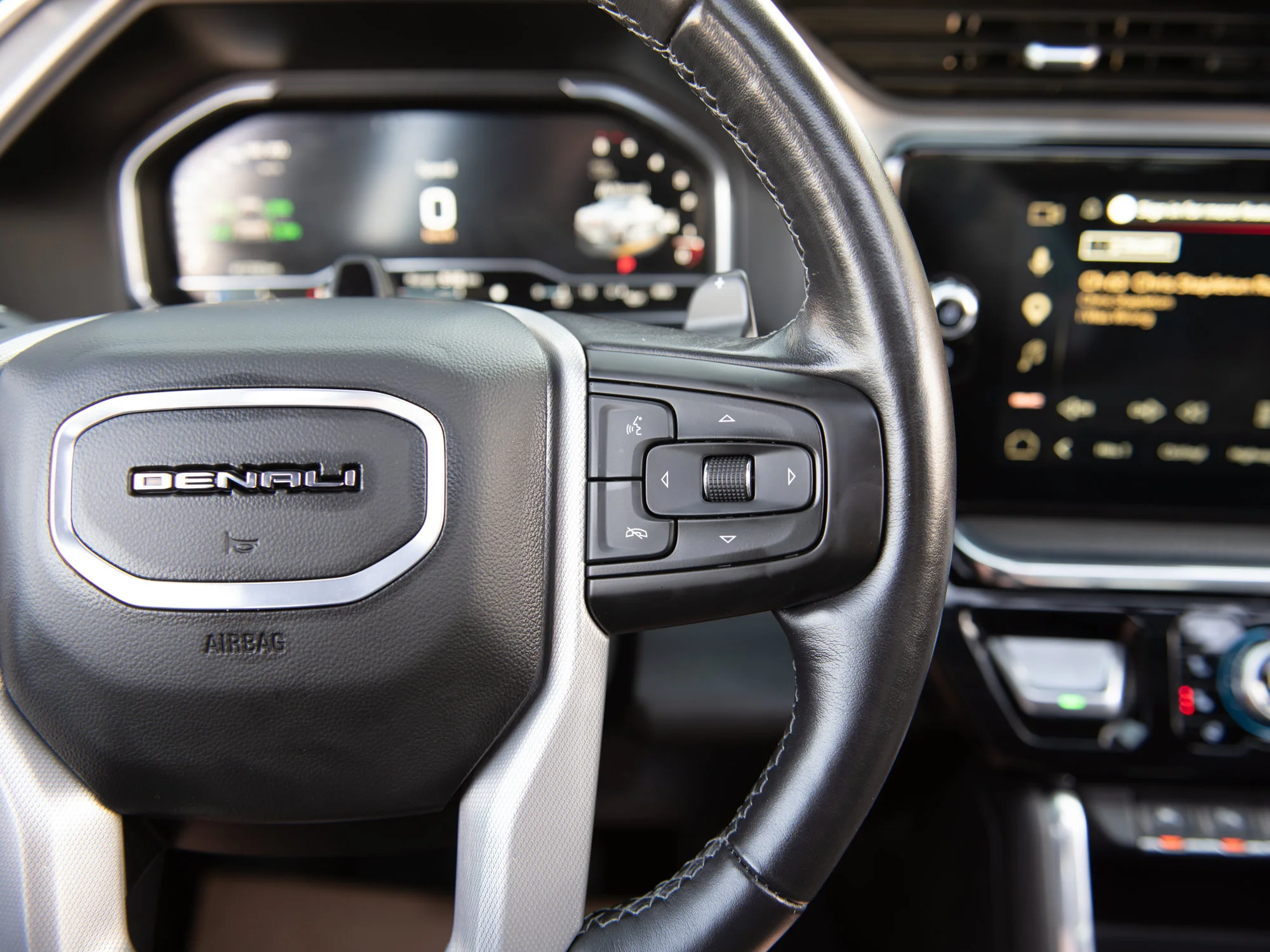 Used 2025 Black GMC Denali* | Crew Cab | Super Cruise | 3.0L Duramax | 305 HP | 495 LB-FT | Sunroof | image 30