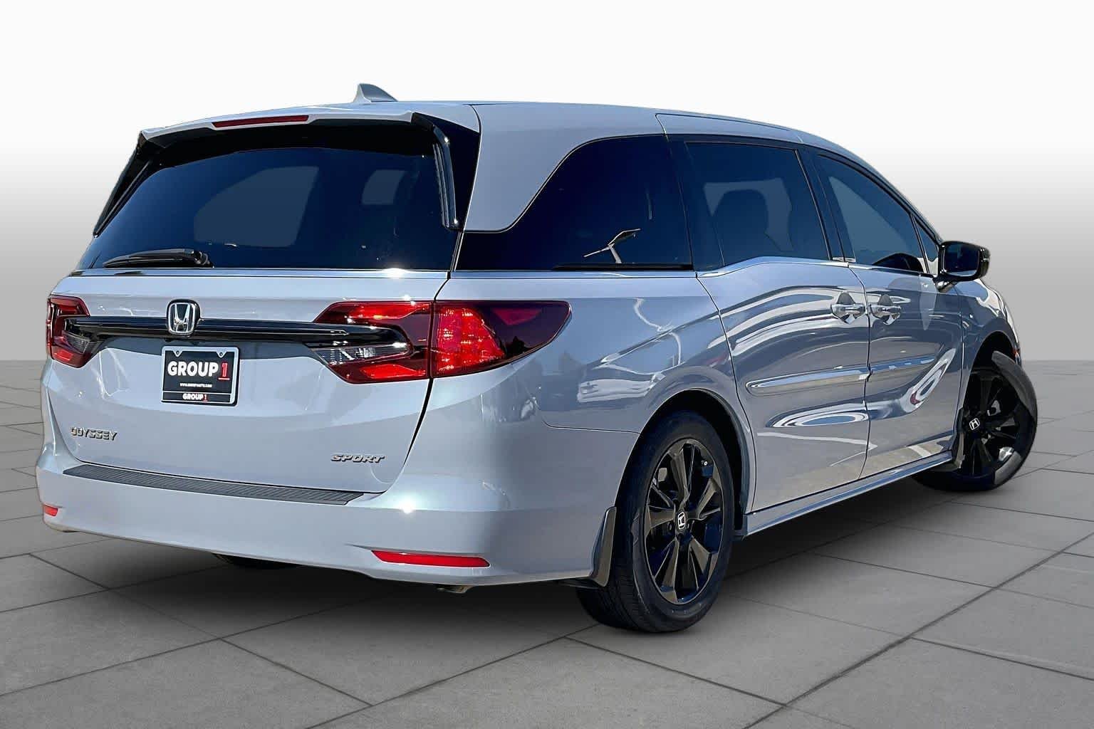Used 2023 Sonic Gray Pearl Honda Sport image 12