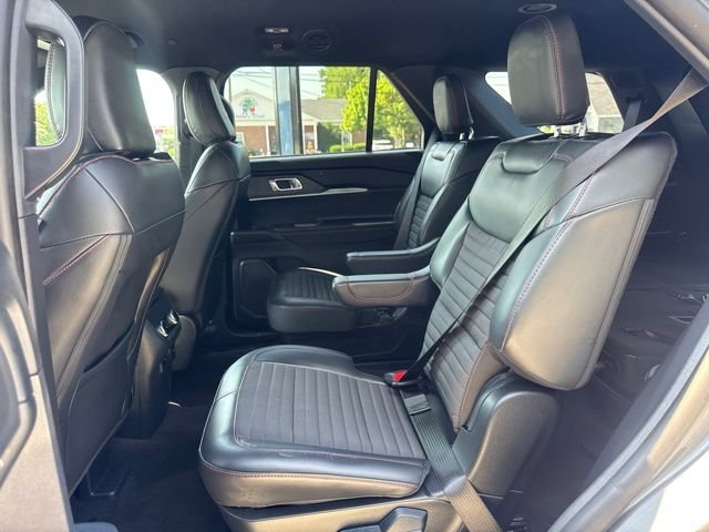 Used 2026 Gray Ford ST-Line image 11