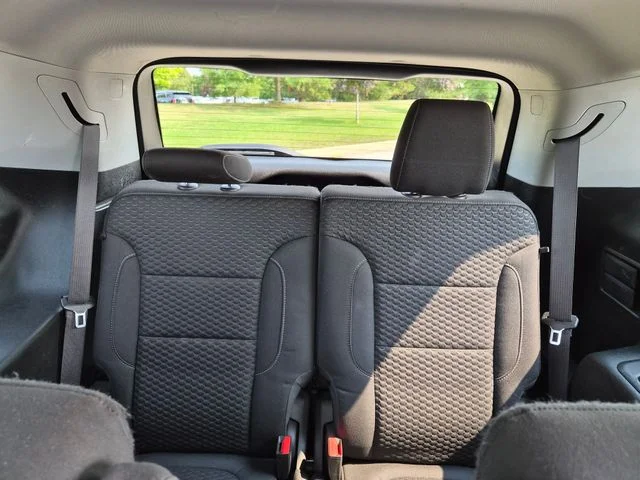 Used 2019 Gray GMC SLE-2 image 34
