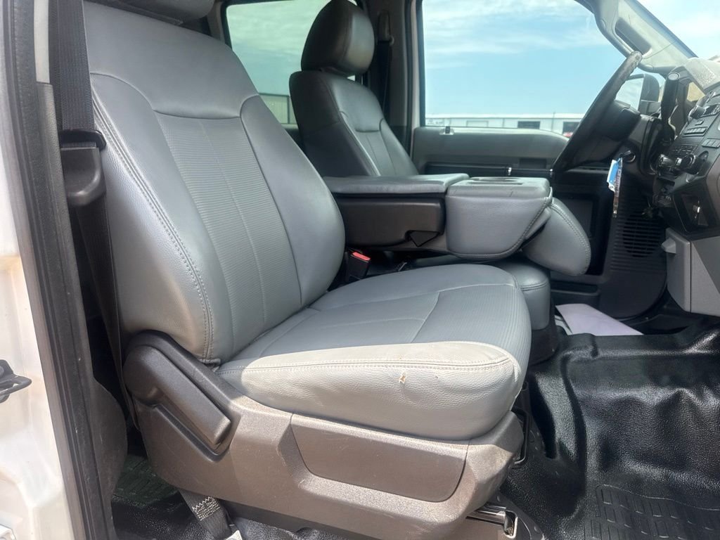 Used 2015 Oxford White Ford XL image 34