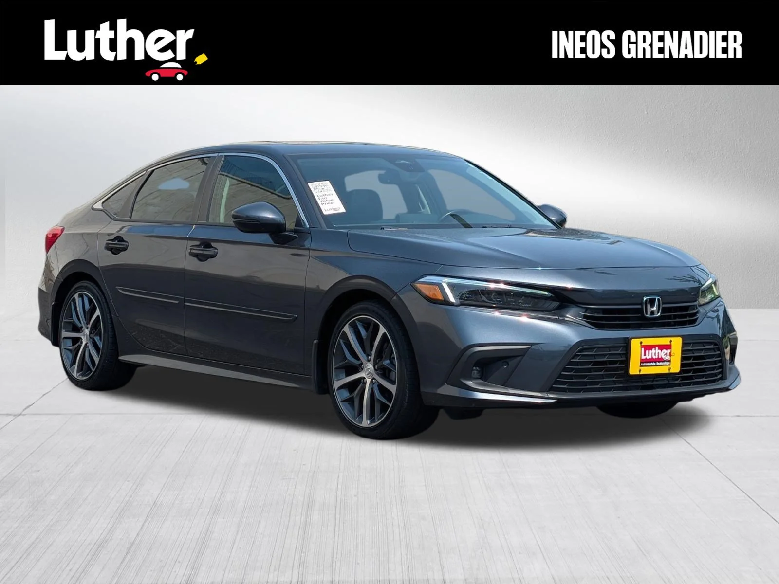 Used 2024 Meteorite Gray Metallic Honda Touring image 1