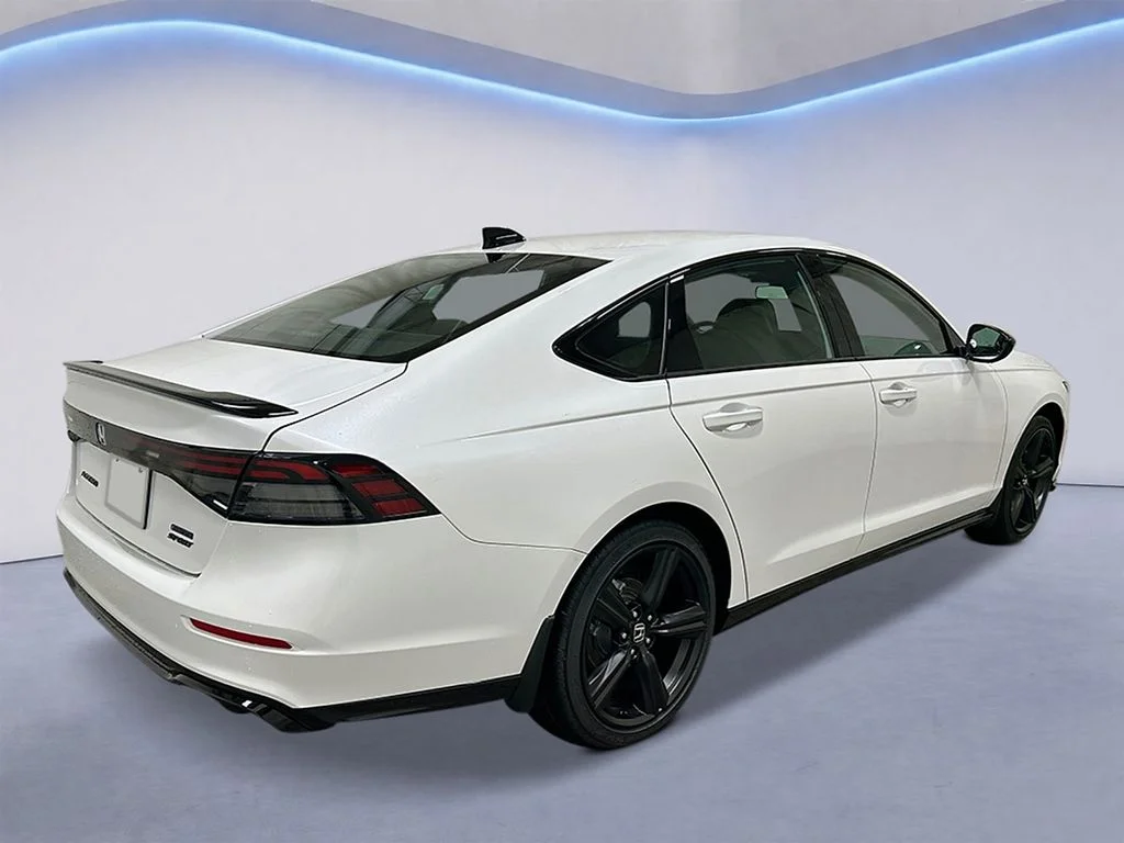 New 2026 Platinum White Pearl Honda Sport-L image 5