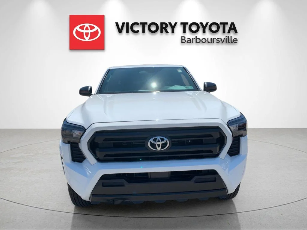 Used 2025 White Toyota SR image 8