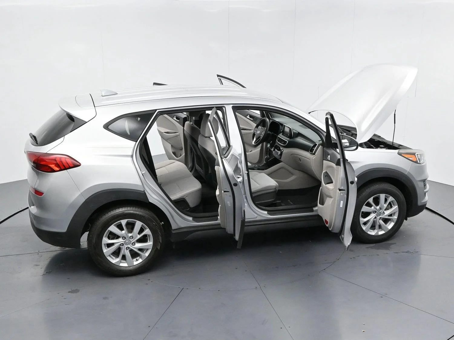 Used 2020 Stellar Silver Hyundai SE image 35