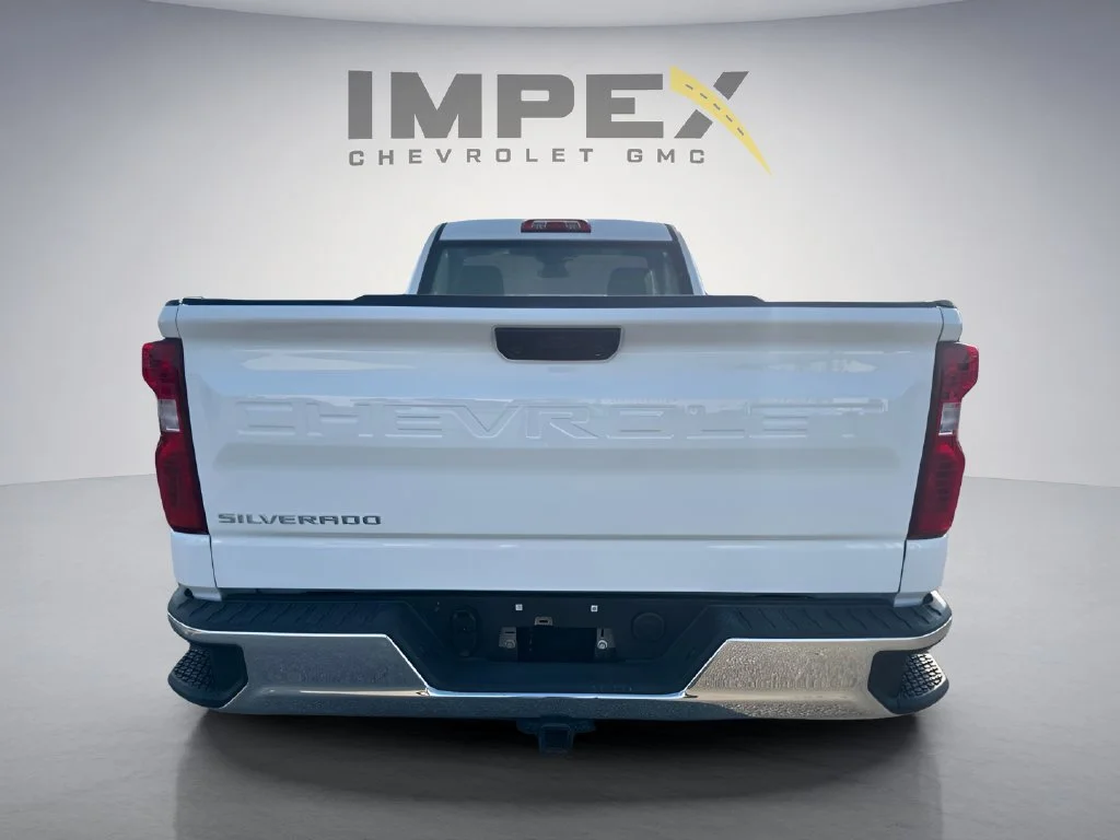 Used 2025 Summit White Chevrolet WT image 4
