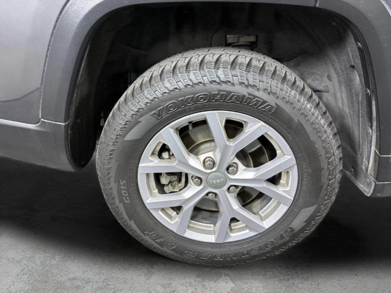 Used 2022 Baltic Gray Metallic Clearcoat Jeep Limited image 13