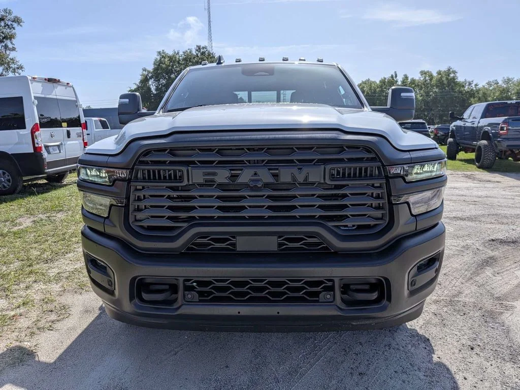 New 2026 Bright White Clear-Coat Exterior Paint RAM Tradesman image 8