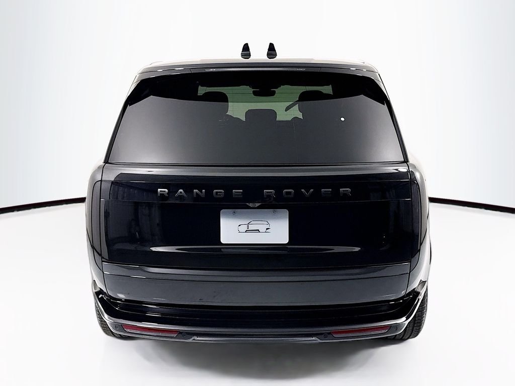 New 2026 Santorini Black Land Rover SE image 6