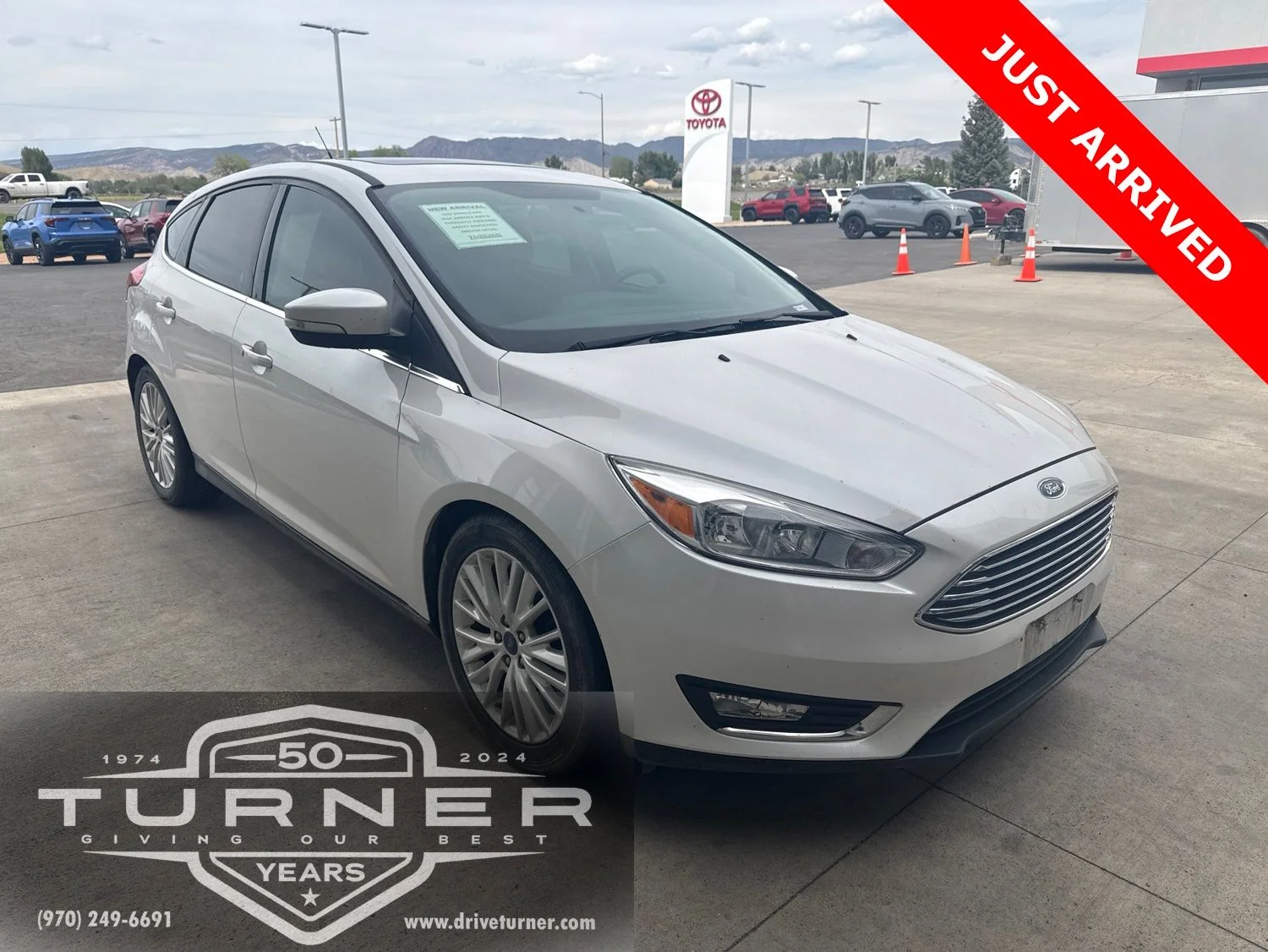 2018 Ford Focus Hatch Titanium's photo