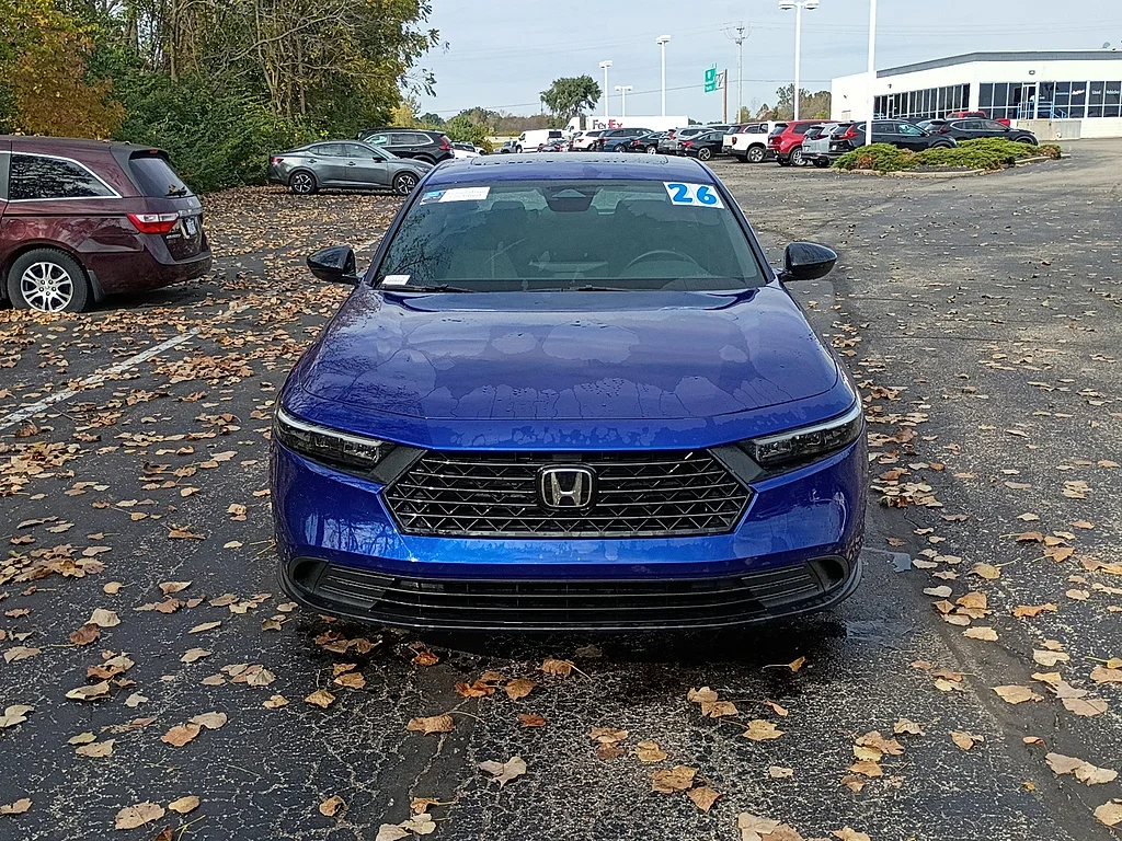 Certified Used 2026 Still Night Pearl Honda Sport image 8
