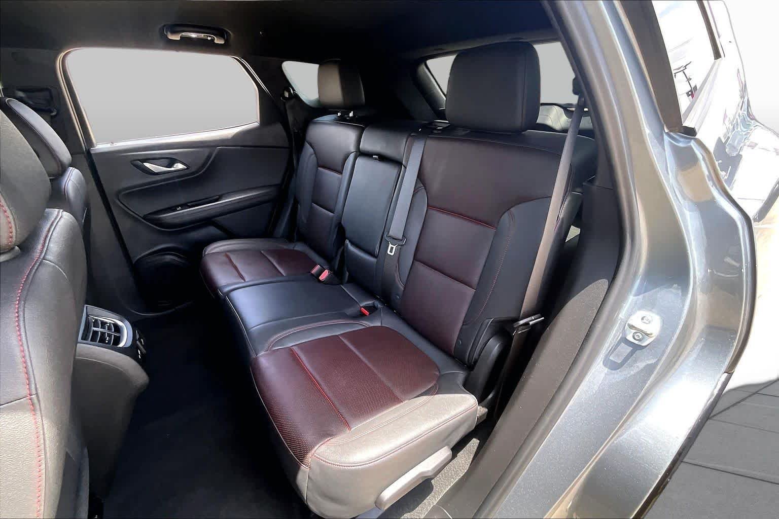 Used 2025 Sterling Gray Metallic Chevrolet RS image 21