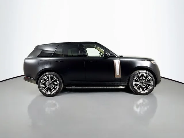 New 2026 Obsidian Black Satin Land Rover SV Signature Suite image 4