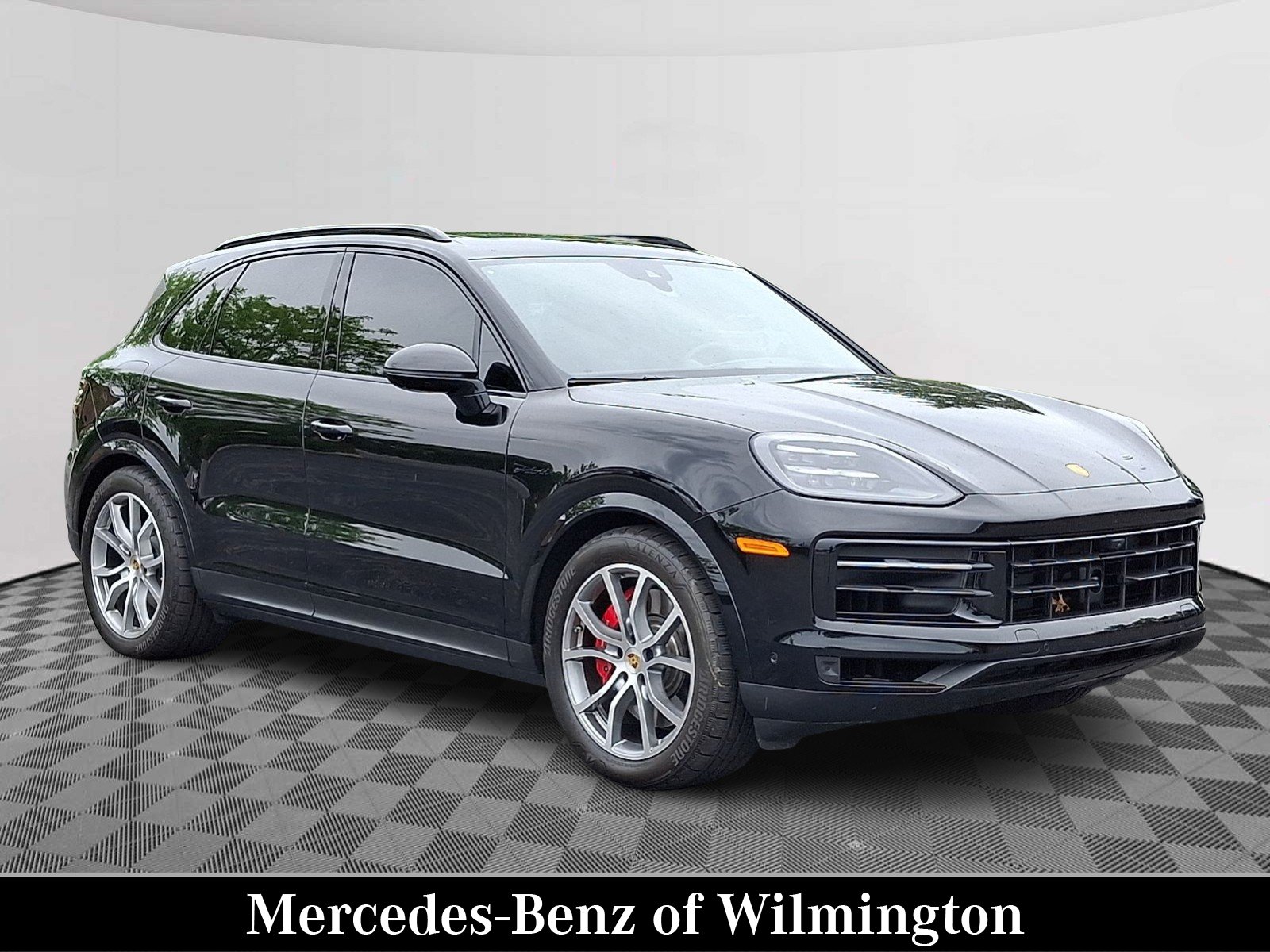 2024 Porsche Cayenne S E-Hybrid's photo