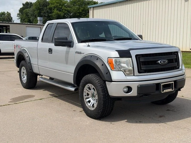 2013 Ford F-150 STX 4x4 SuperCab 145-in's photo