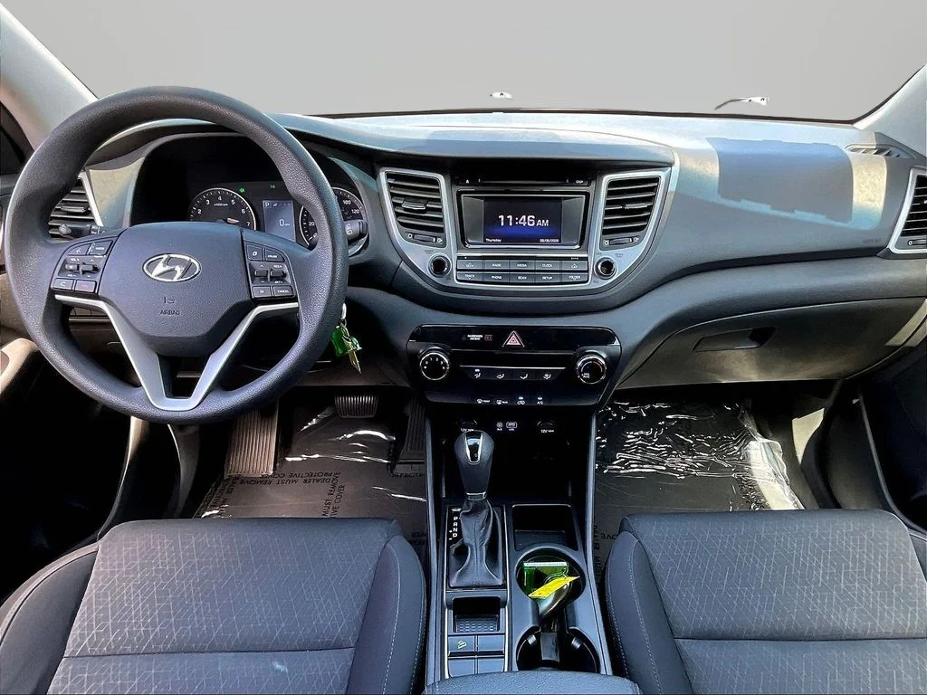 Used 2017 Orange Hyundai SE image 7