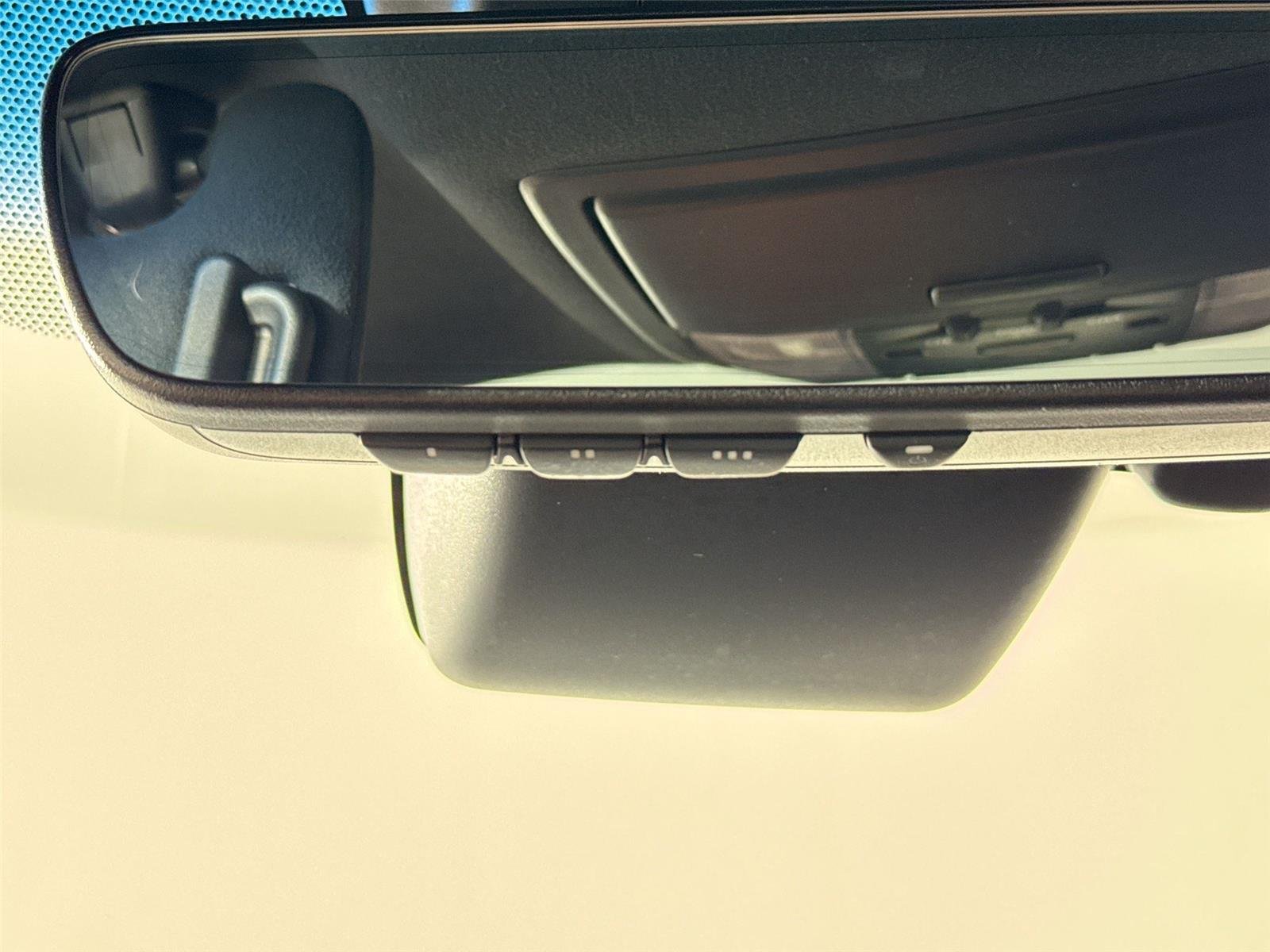 Used 2021 Atomic Silver Lexus GX 460 Premium image 23