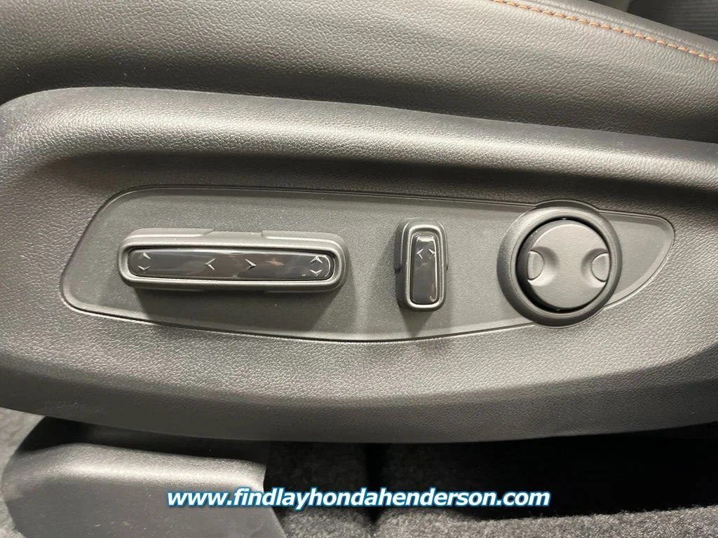 New 2026 Solar Silver Metallic Honda Sport-L image 14