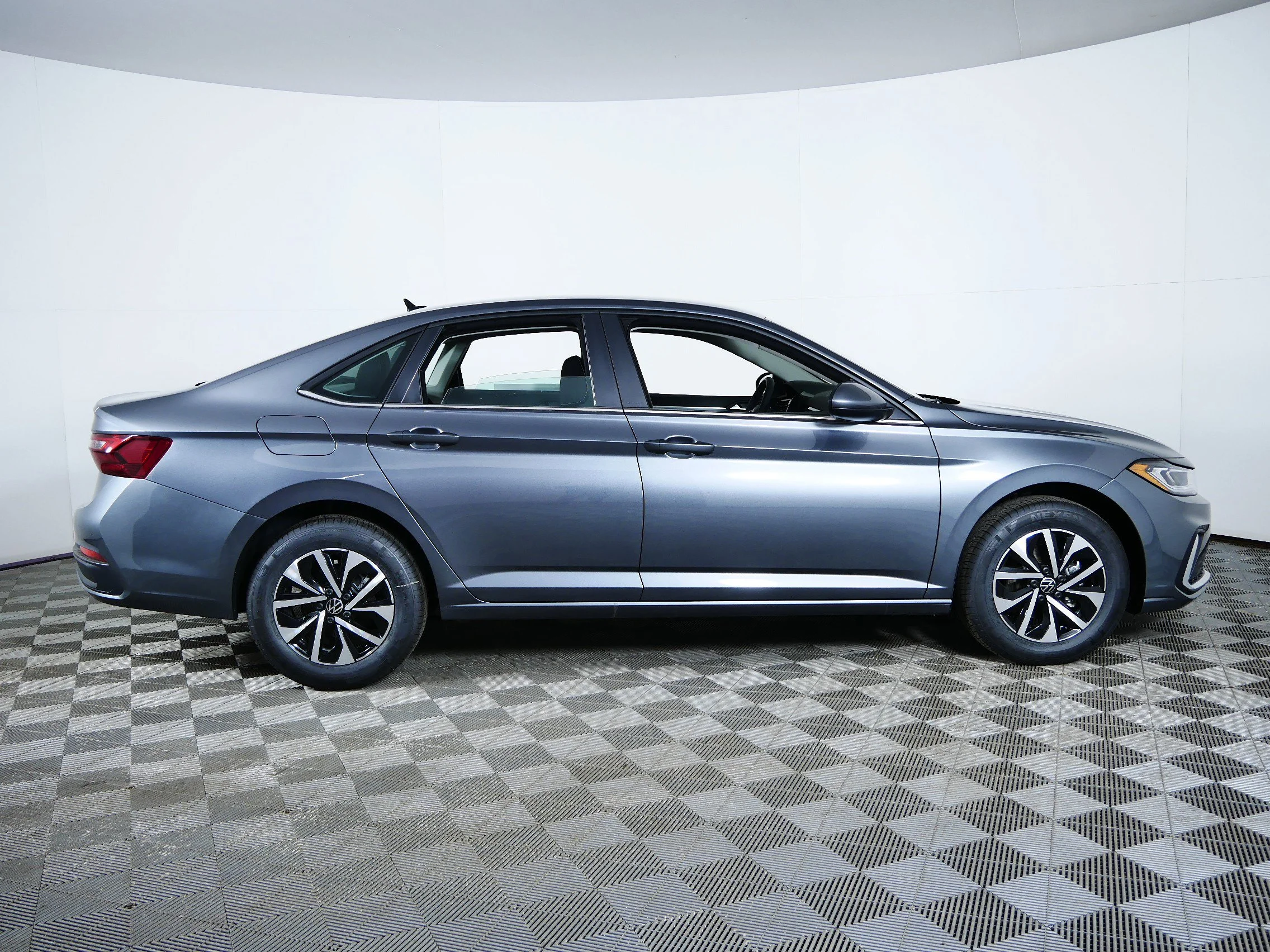 New 2026 Platinum Gray Metallic Volkswagen S image 8