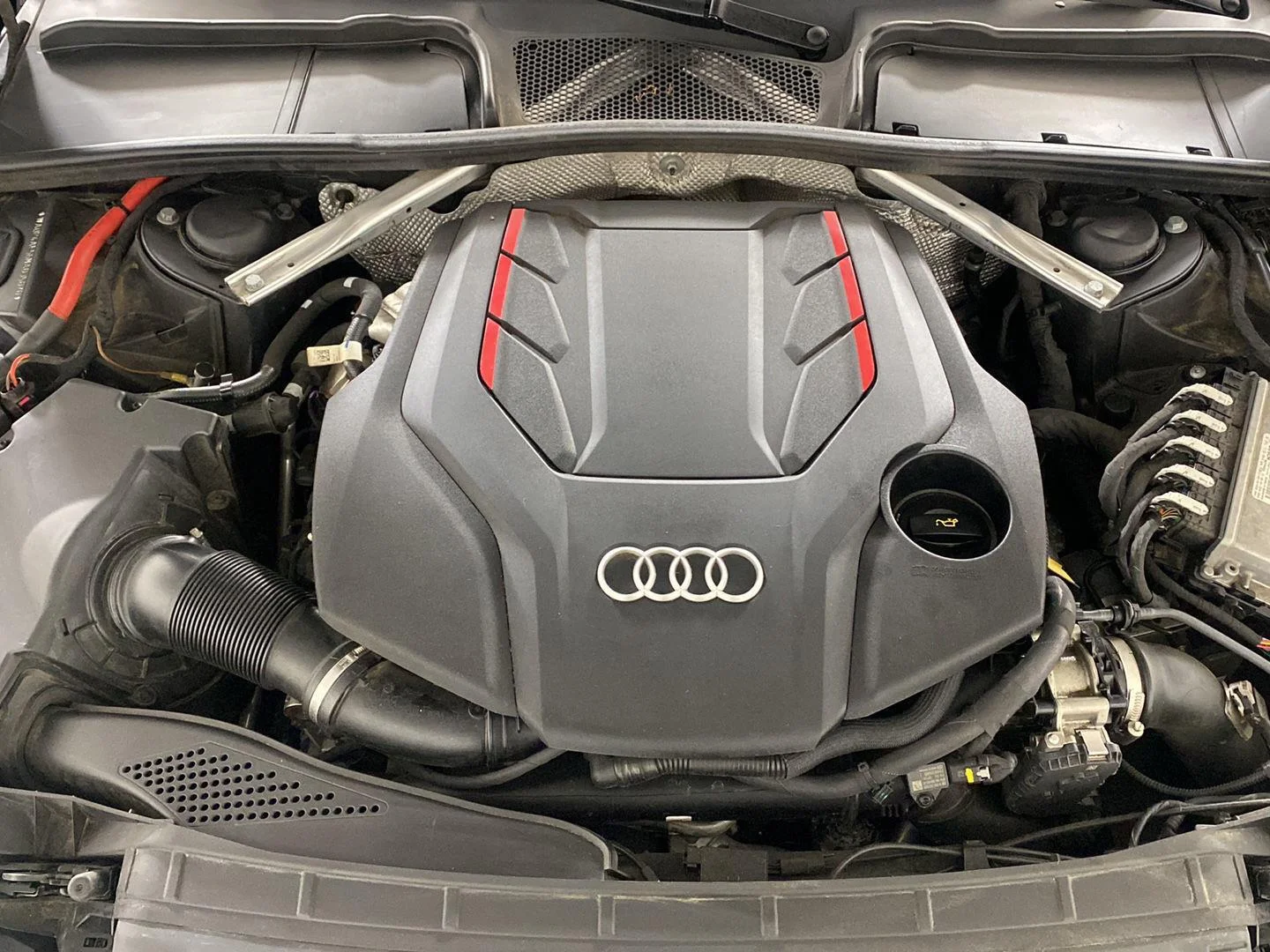 Used 2021 Daytona Gray Pearl Effect Audi Premium Plus image 23