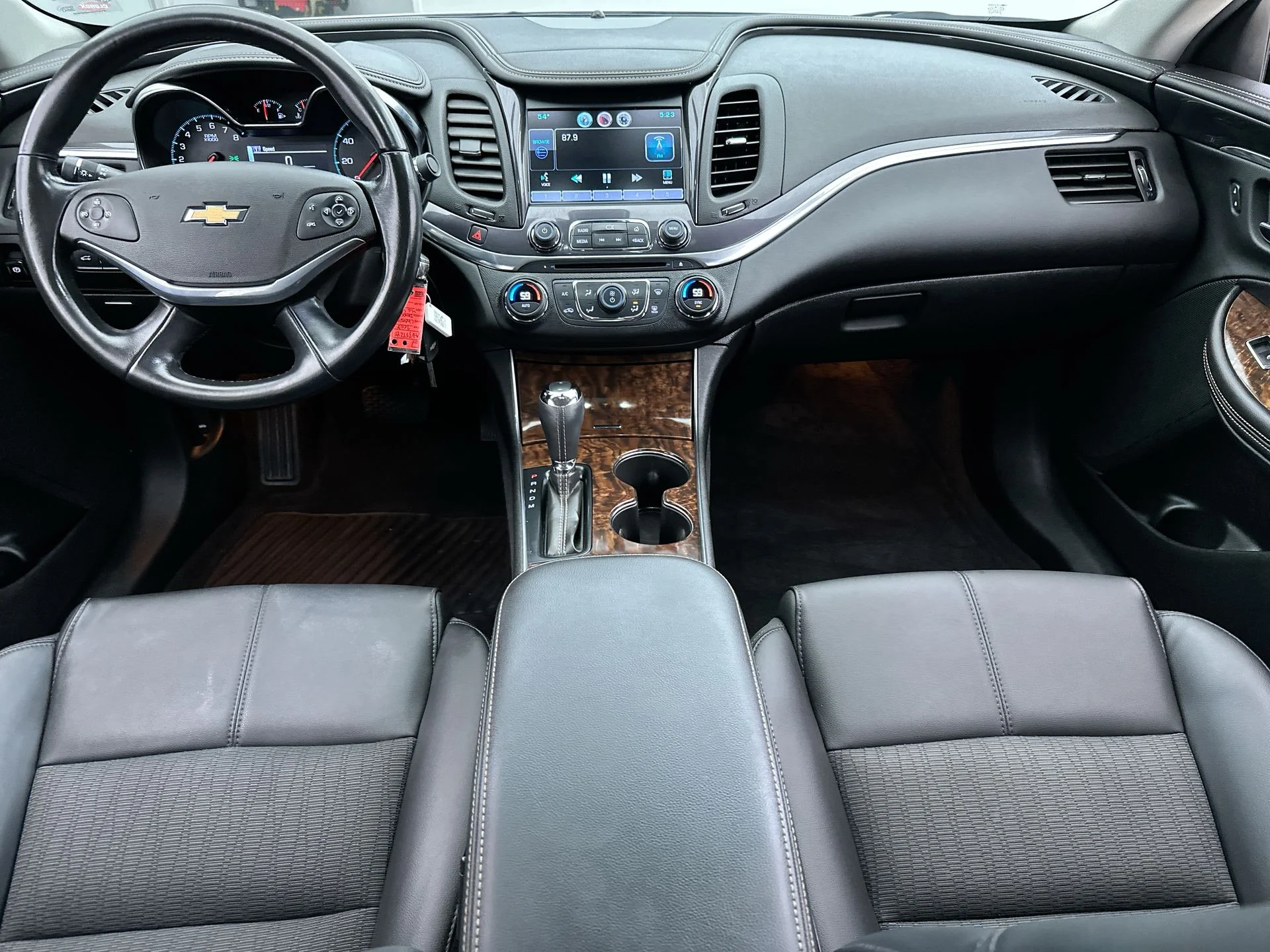 Used 2015 Gold Chevrolet LT image 2