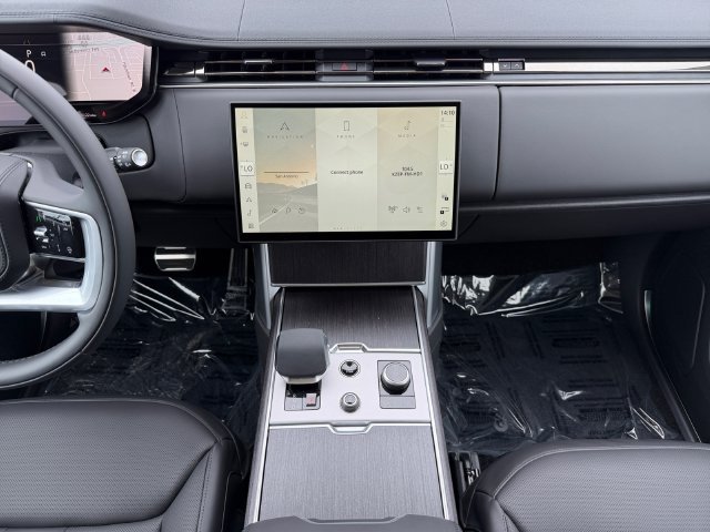 New 2027 Fuji White Land Rover SE image 15