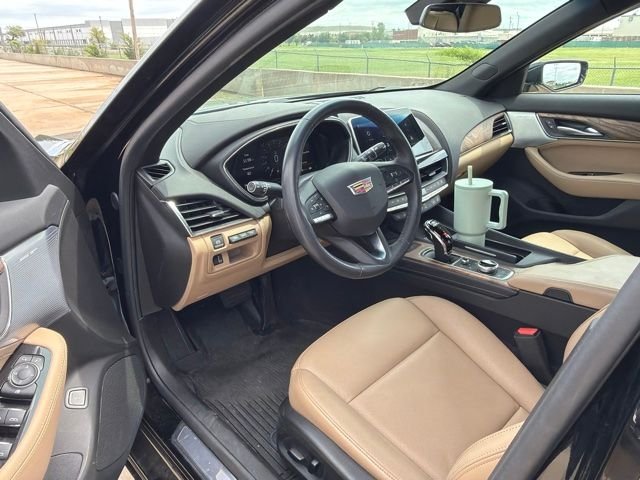 Used 2024 Black Cadillac Premium Luxury image 5