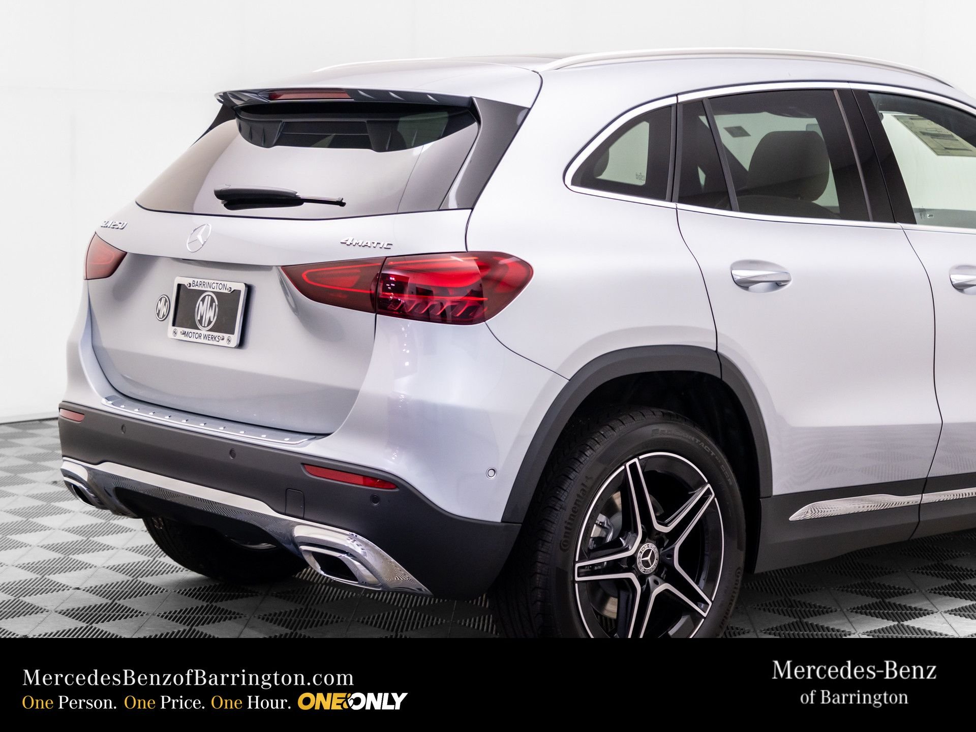 New 2026 Cirrus Silver Metallic Mercedes-Benz GLA 250 image 41