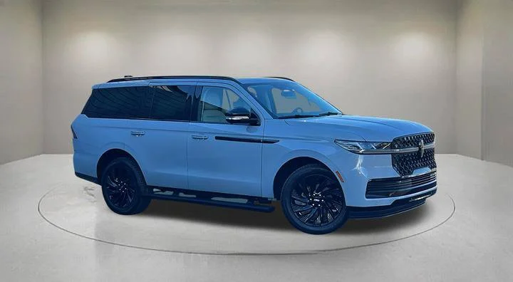2026 Lincoln Navigator