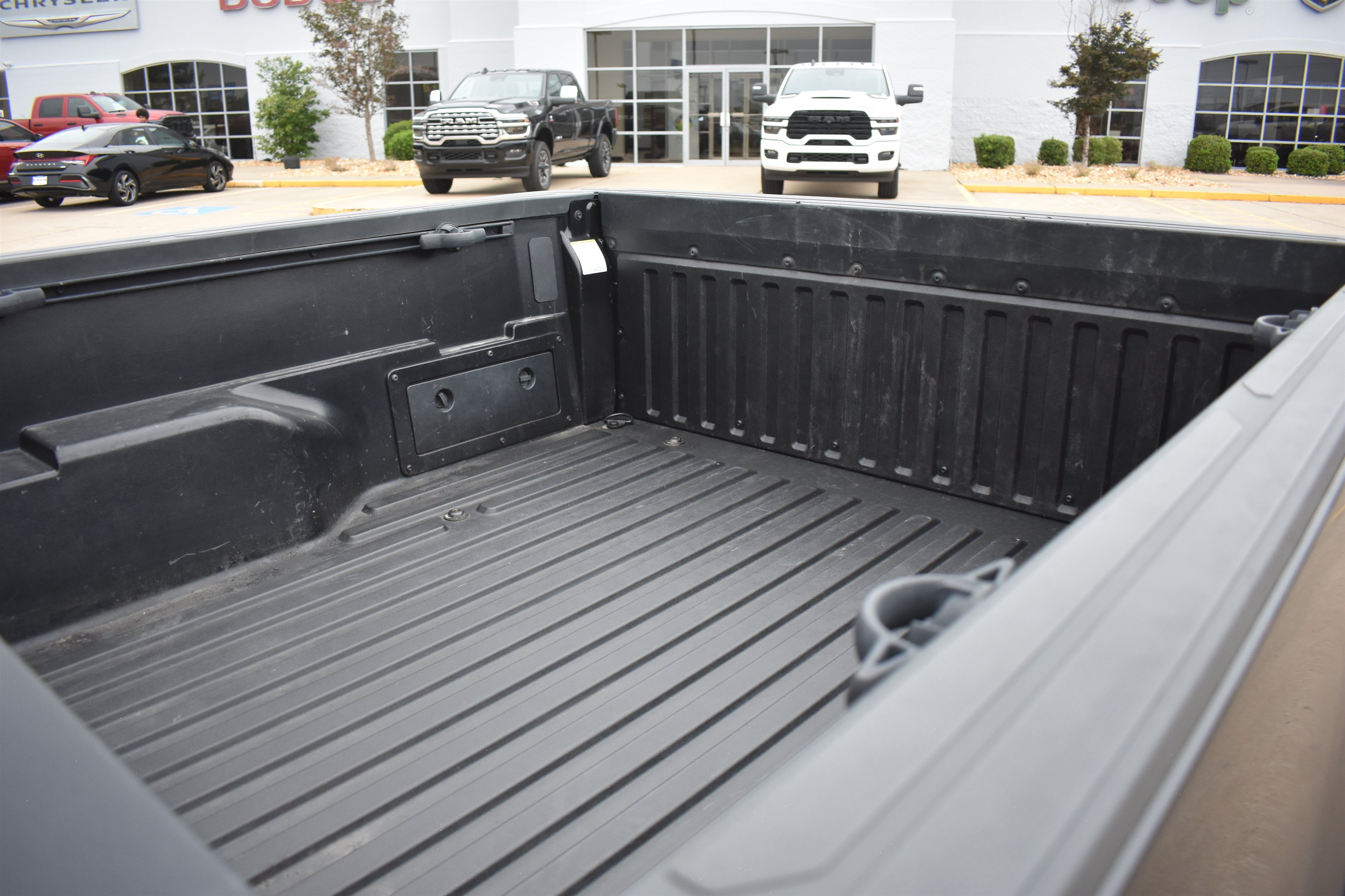 Used 2022 Black Toyota SR5 image 13