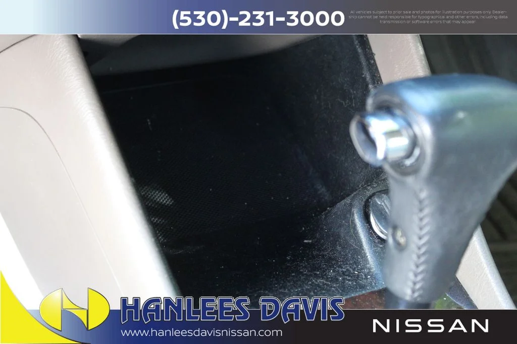 Used 2001 Gold Honda EX-L image 23