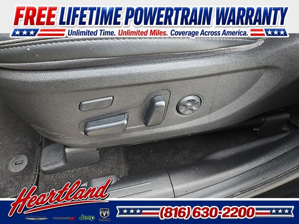 Used 2022 Black Hyundai Limited image 35