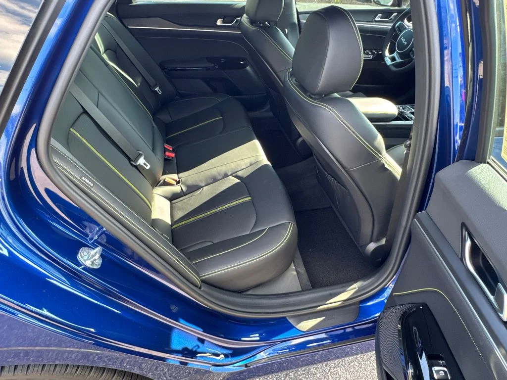 2026 Kia K5 GT - Photo 15