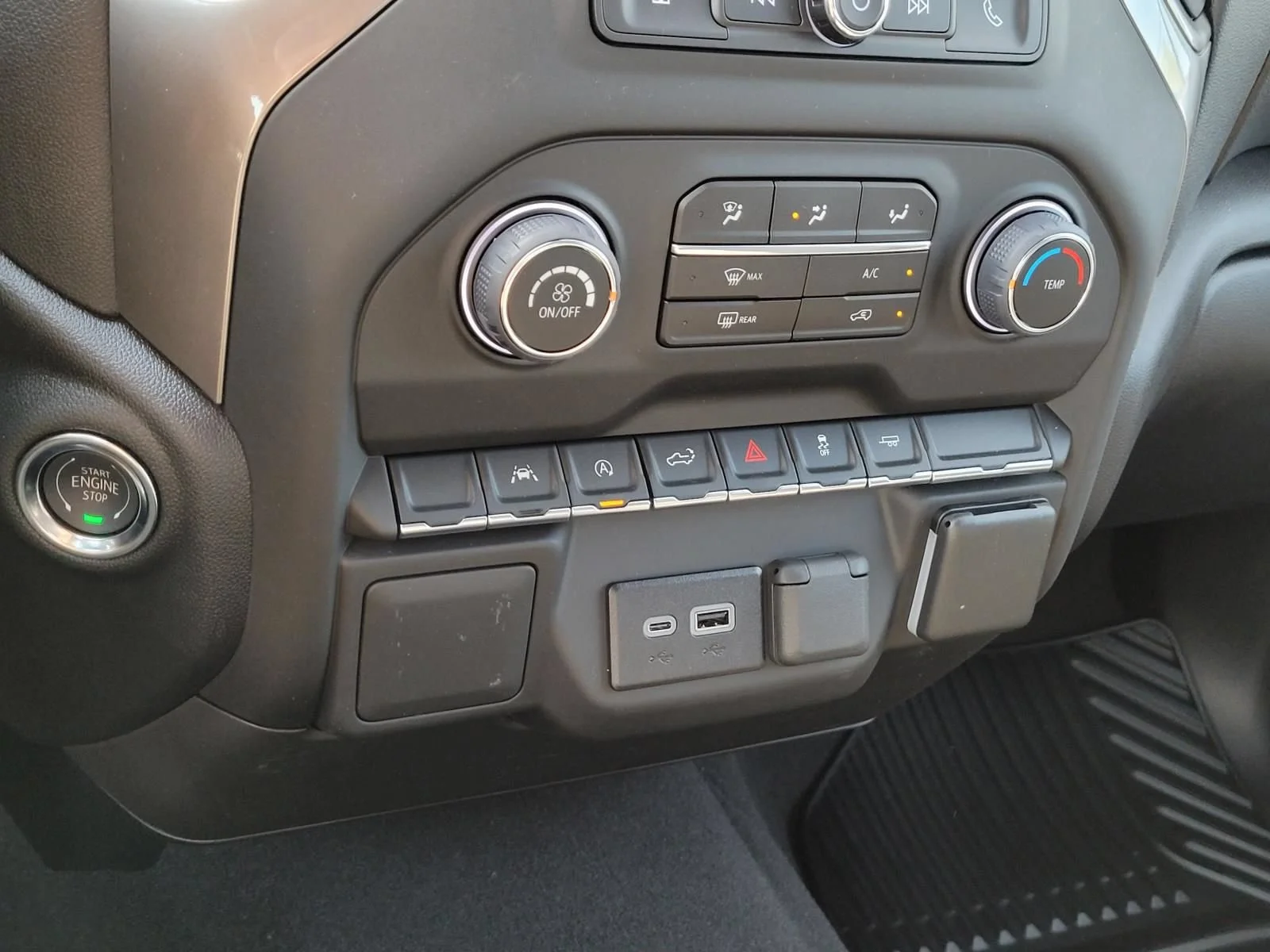 2026 Chevrolet Silverado 1500 Custom - Photo 18