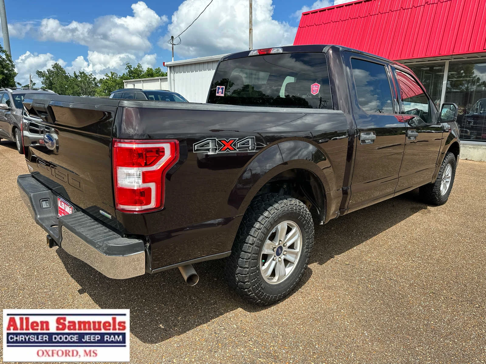 Used 2018 Magma Red Metallic Ford XLT image 3