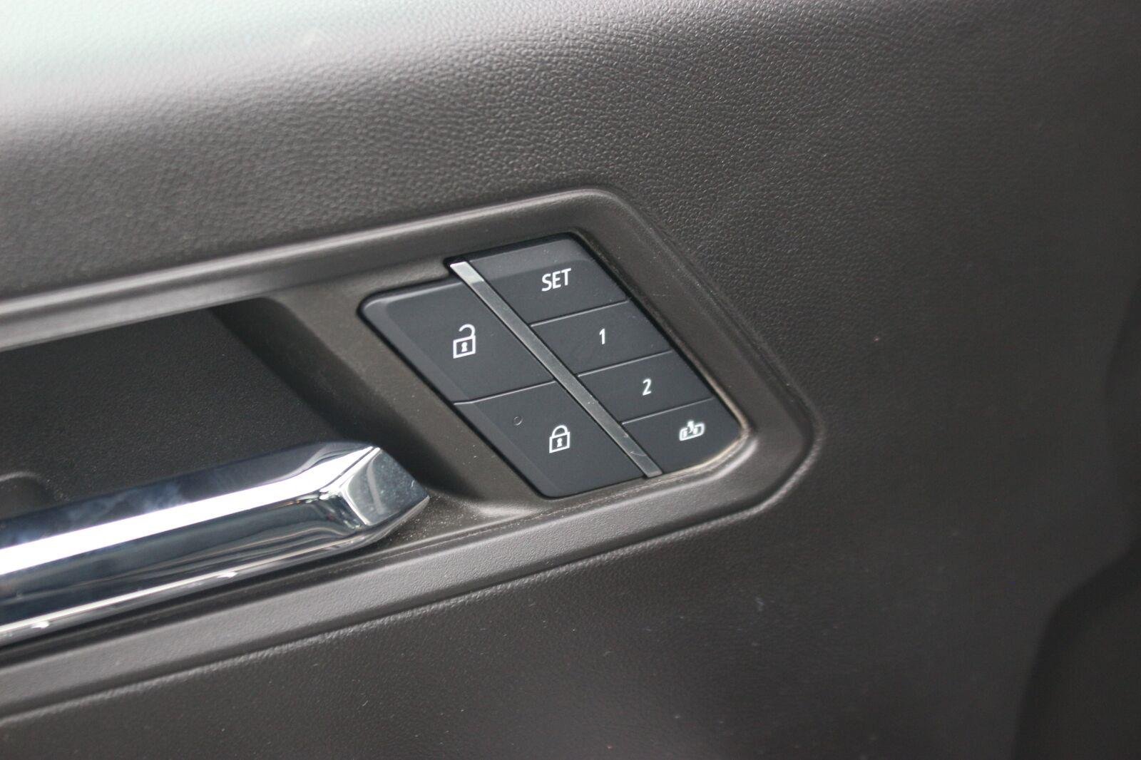 Used 2024 Summit White GMC Denali image 14