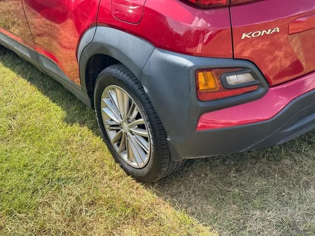 Used 2018 Red Hyundai SEL image 21