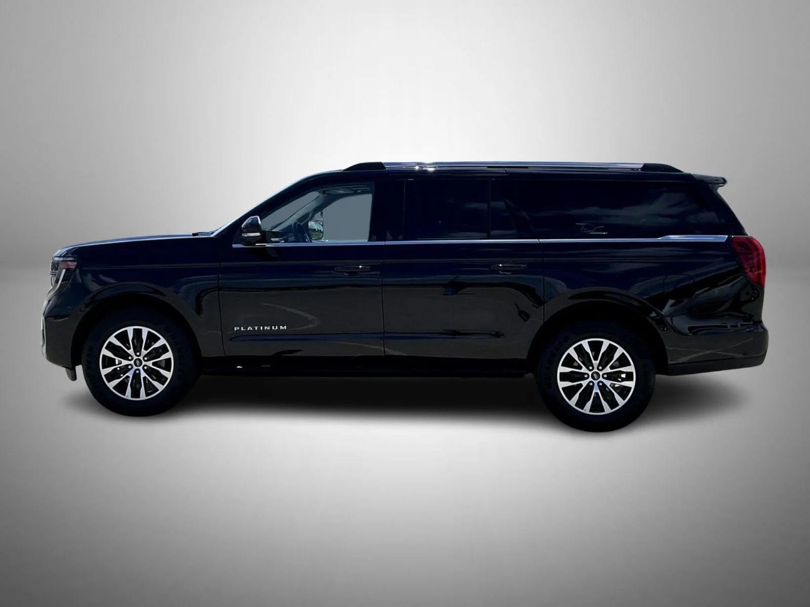 Used 2025 Black Ford Platinum image 8