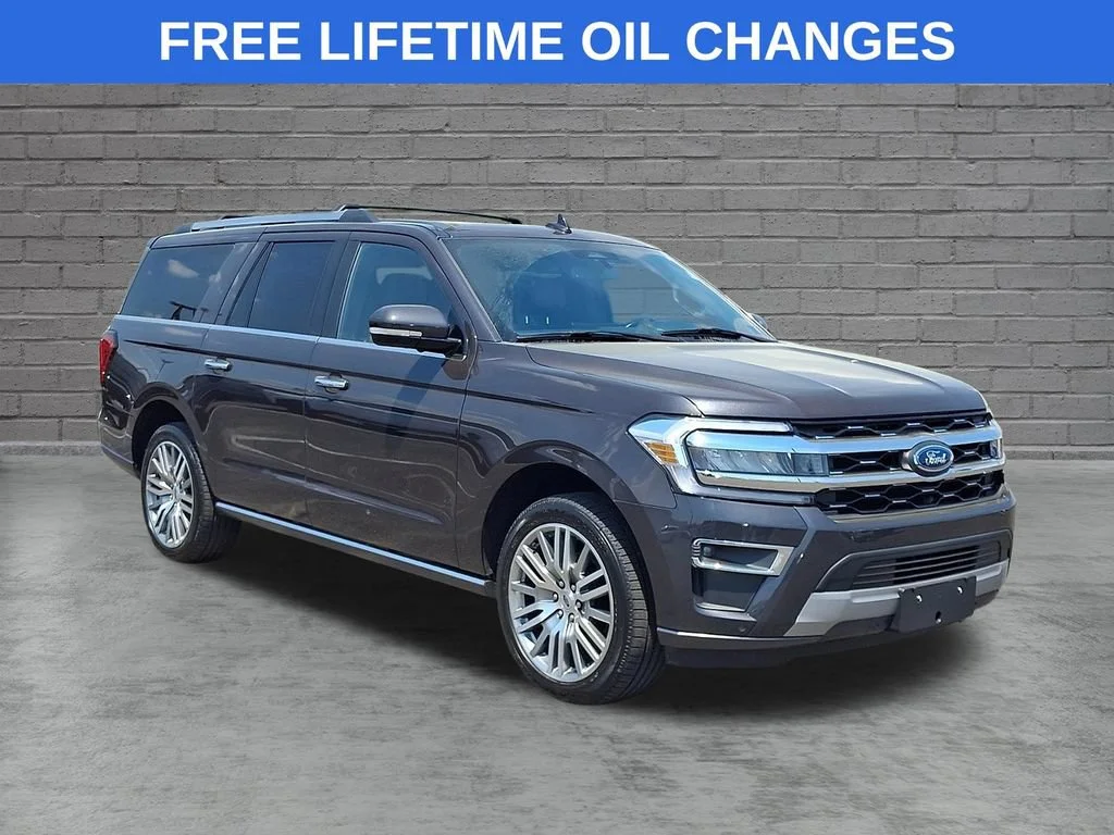 Used 2024  Ford Limited image 1