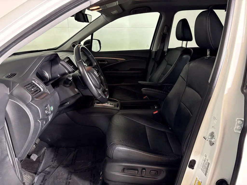 Used 2021 White Honda Special Edition image 28