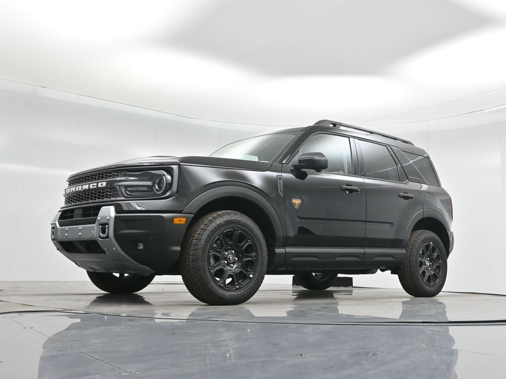 New 2025 Shadow Black Ford Badlands image 48