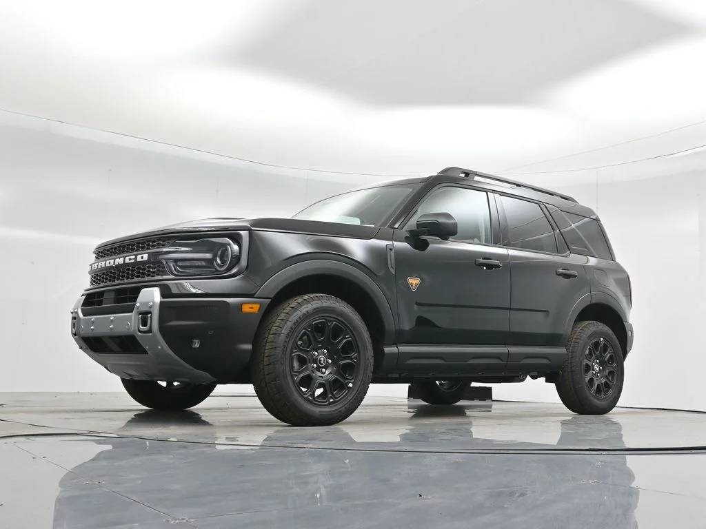 New 2025 Black Ford Badlands image 48