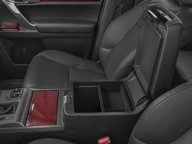 Used 2017 Starfire Pearl Lexus 460 image 18
