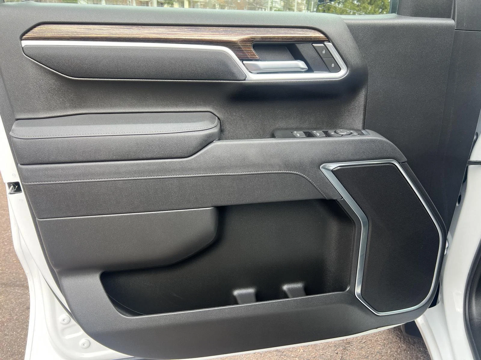 2025 GMC Sierra 1500 Elevation - Photo 14