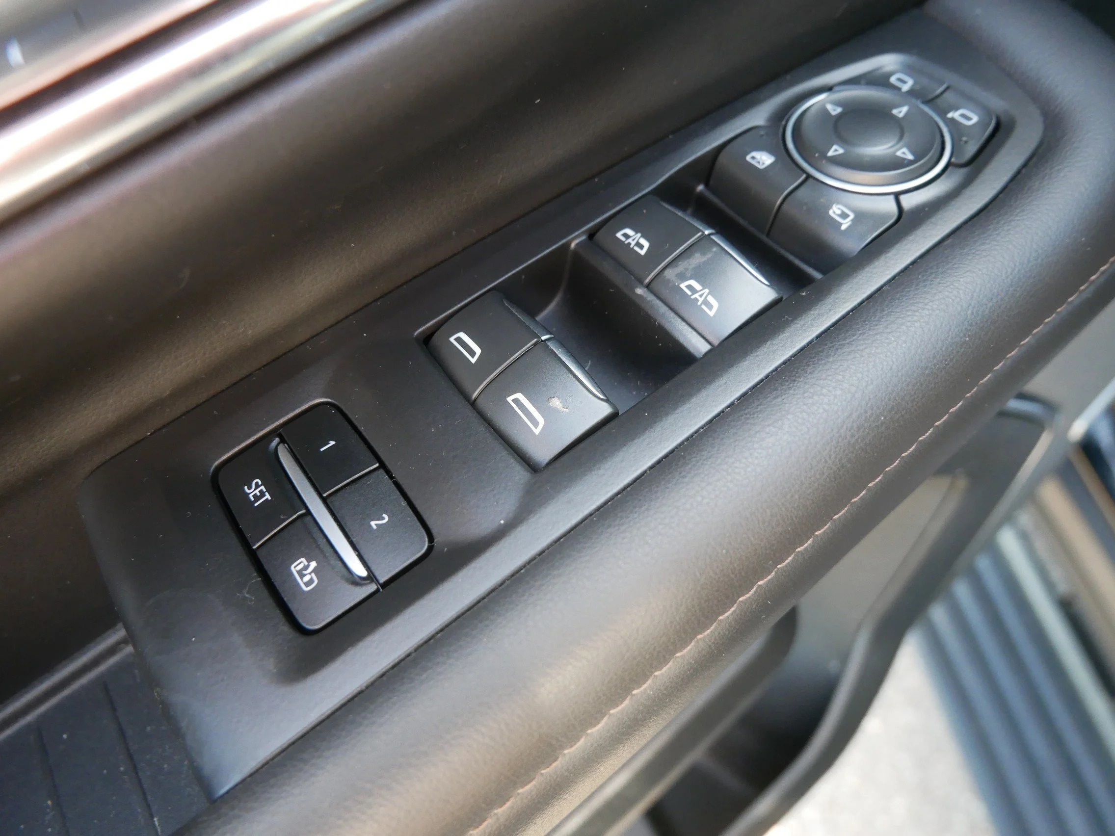 Used 2024 Black Chevrolet High Country image 29