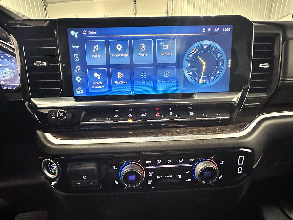 Used 2022 Blue Chevrolet RST image 33
