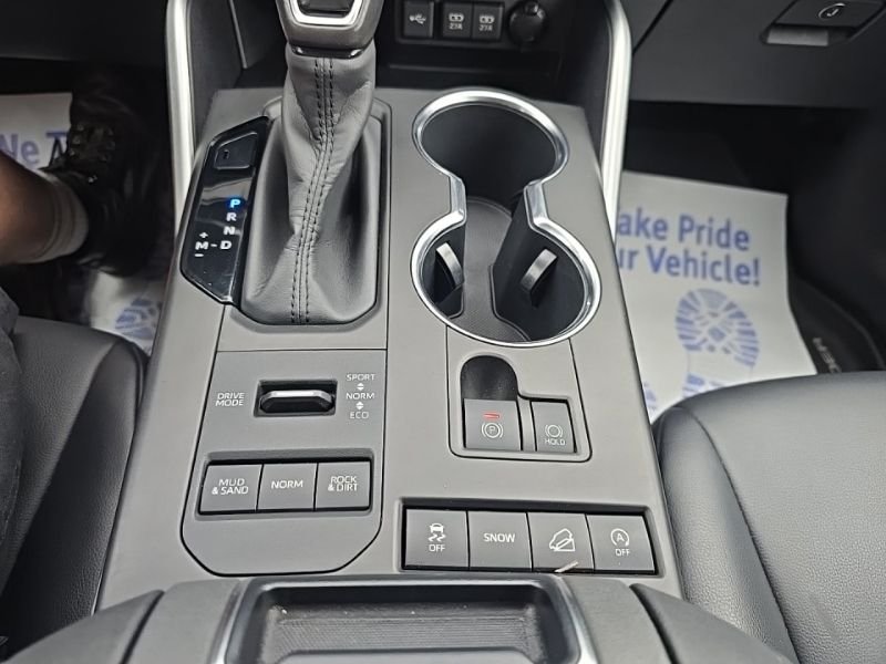 Used 2020 Red Toyota XLE image 18