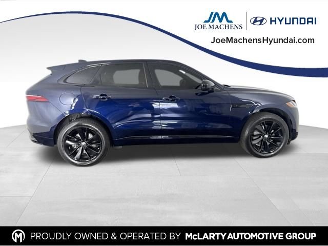 Used 2025  Jaguar P250 R-Dynamic S image 4