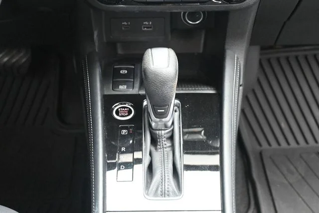 Used 2023 Gray Nissan SR image 27