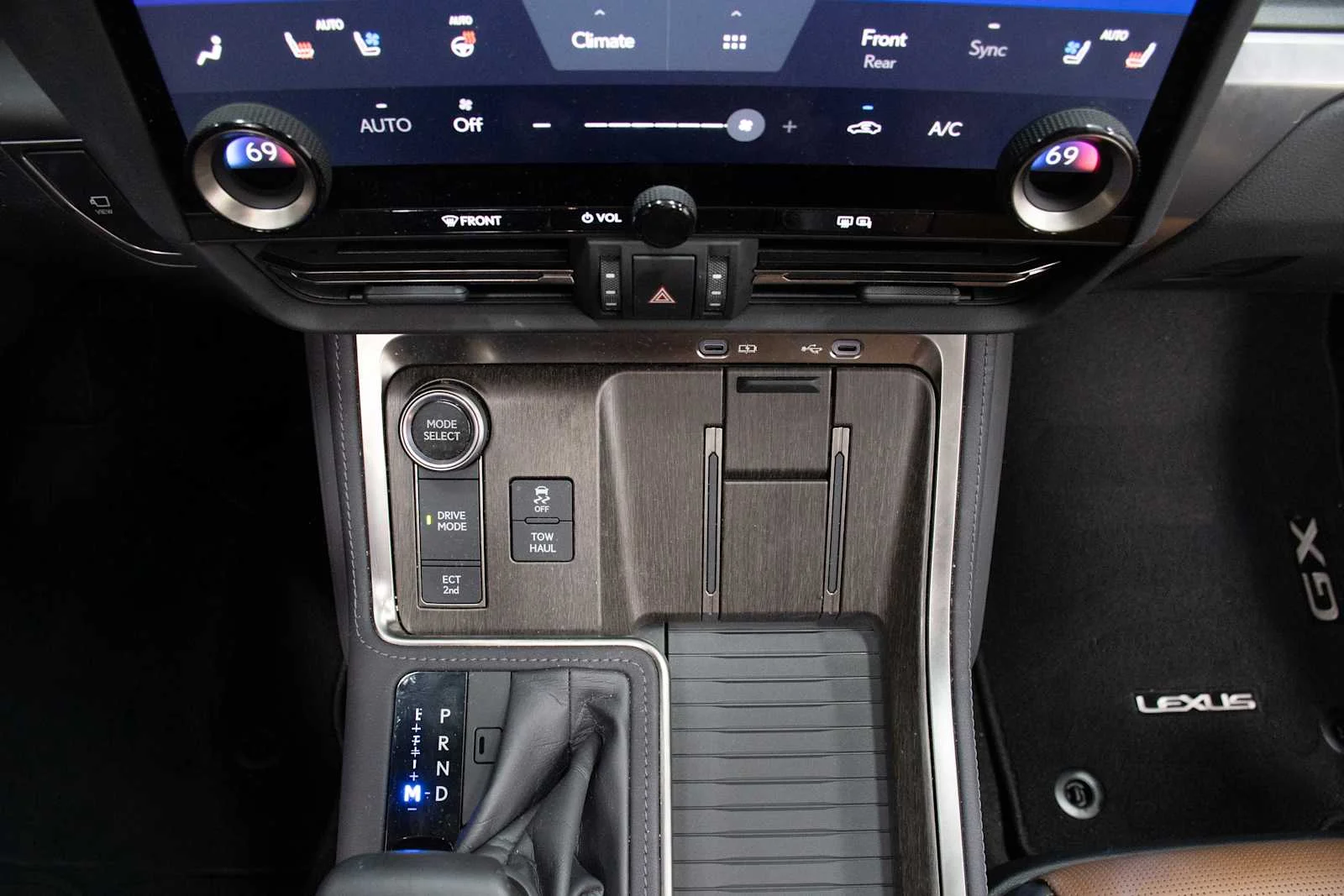 Certified Used 2025 NIGHTFALL MICA Lexus Luxury image 18